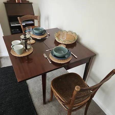Rosie's Place - 3 - 13 Crown Terrace Daire